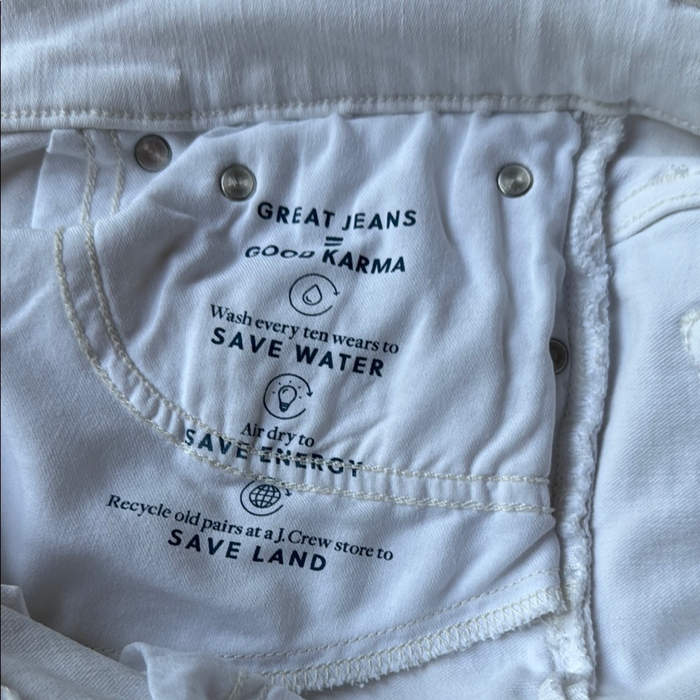J. Crew Women's Crisp White Jean Shorts & one pair of Free Nike shorts - Picture 5 of 10